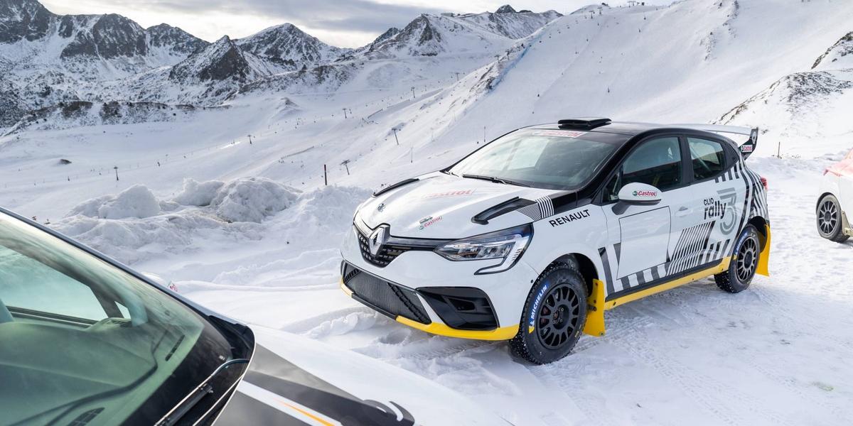 Renault-ne-ferme-pas-la-porte-a-un-retour-de-la-marque-Renault-Sport