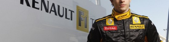 Jan-Charouz-bientot-au-volant-de-la-Renault-F1-R30