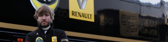 Officiel-Lotus-Renault-GP-signe-Nick-Heidfeld