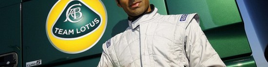 Officiel-Team-Lotus-Renault-signe-Karun-Chandhok