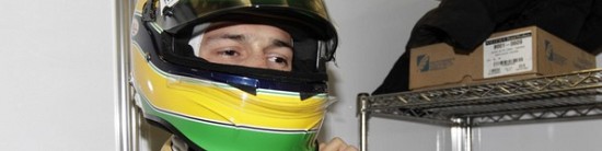 Video-Bruno-Senna-pilote-et-film-avec-son-telephone