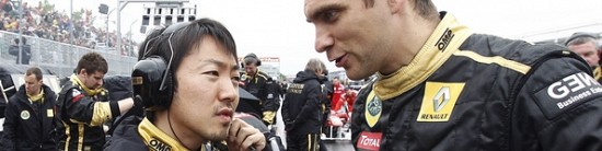 Vitaly-Petrov-participera-a-la-Race-of-Champions