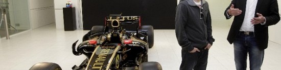 Kimi-Raikkonen-effectue-sa-premiere-visite-a-Enstone