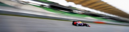 Sebastian-Vettel-et-Red-Bull-remercient-la-pluie