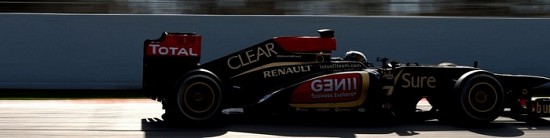 Davide-Valsecchi-en-piste-pour-Lotus-Renault