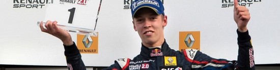 Daniil-Kvyat-en-piste-pour-la-tournee-americaine