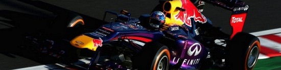 Abu-Dhabi-EL3-Double-Red-Bull-devant-les-deux-Mercedes