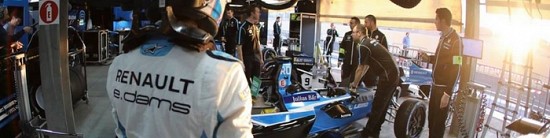 Journee-solide-pour-Renault-et-ses-equipes-au-Rookie-Test