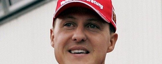 OFFICIEL-Michael-Schumacher-signe-chez-Mercedes-GP