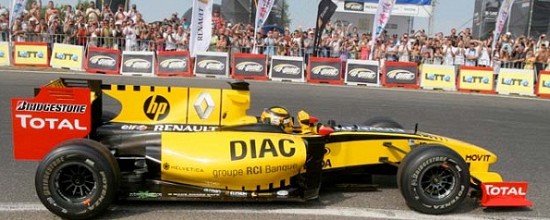 Rob-White-fait-le-point-sur-la-situation-moteur-du-Renault-F1-Team