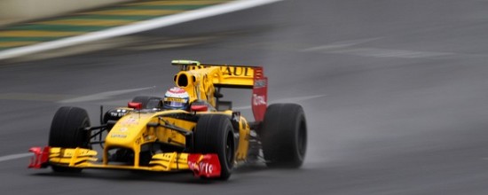 Journee-difficile-pour-le-Renault-F1-Team