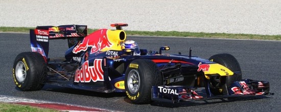 Red-Bull-Renault-poursuit-sa-domination-a-Barcelone