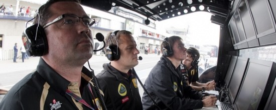 Eric-Boullier-s-attend-a-ce-que-Silverstone-convienne-a-la-R31