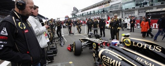 Le-simulateur-du-Lotus-Renault-GP-disponible-en-mars