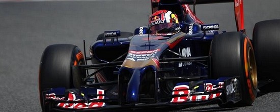 Toro-Rosso-Renault-passe-a-cote-de-son-dimanche