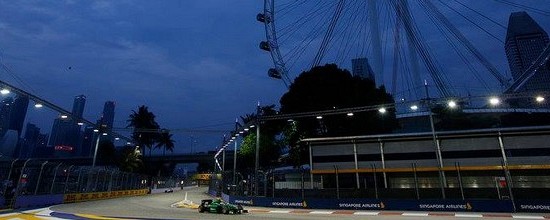 Caterham-se-frotte-a-Marussia-a-Singapour