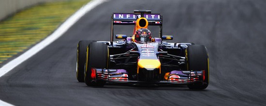 Sebastian-Vettel-place-le-premier-moteur-Renault