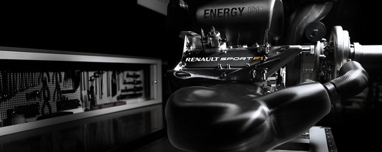 Renault-Sport-F1-lance-sa-saison-2015