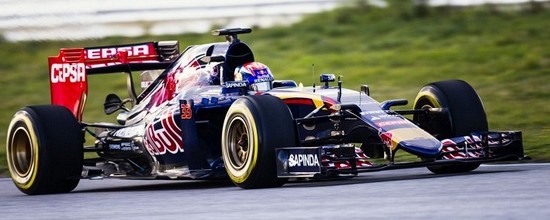 Video-La-Toro-Rosso-Renault-STR10-en-action