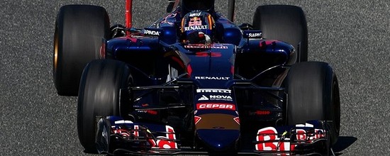 Plus-de-135-tours-couverts-pour-la-Toro-Rosso-Renault-STR10