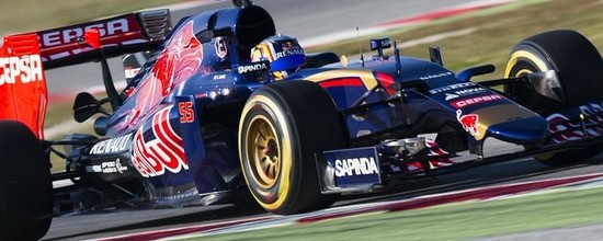 La-Toro-Rosso-Renault-STR10-demarre-bien