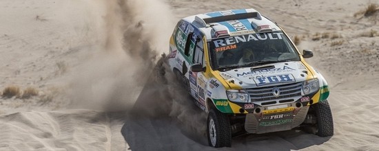 Dakar-2016-Renault-Duster-Team-signe-Christian-Lavieille