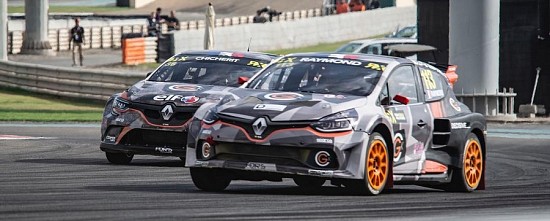 Les-Renault-a-l-assaut-de-la-deuxieme-epreuve-du-World-RX