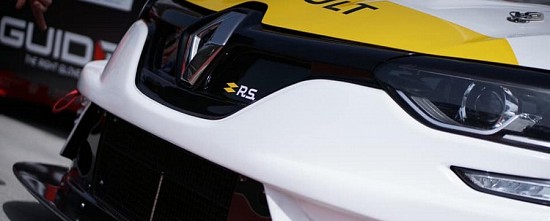 Premiere-victoire-pour-la-Renault-Megane-R-S-TCR