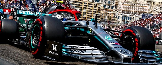 Monaco-Course-Lewis-Hamilton-au-bout-de-ses-pneumatiques