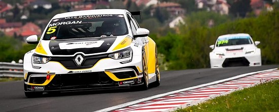 De-fortes-ambitions-pour-la-nouvelle-Renault-Megane-R-S-EVO-TCR