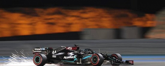 Bahrein-Course-Romain-Grosjean-miracule-Lewis-Hamilton-s-impose