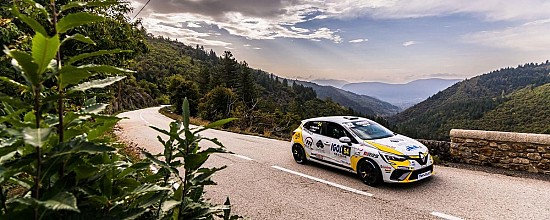 Le-WRC-ne-ferme-pas-la-porte-a-l-electrique-Renault-attentif