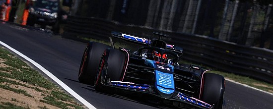 Alpine-s-installe-en-Q2-a-Monza